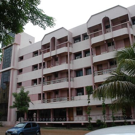 Hotel Athityaa Kumbakonam Extérieur photo