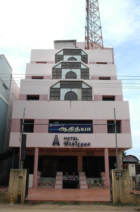 Hotel Athityaa Kumbakonam Extérieur photo