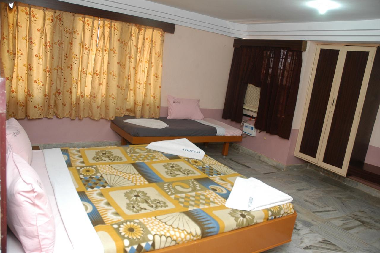 Hotel Athityaa Kumbakonam Extérieur photo