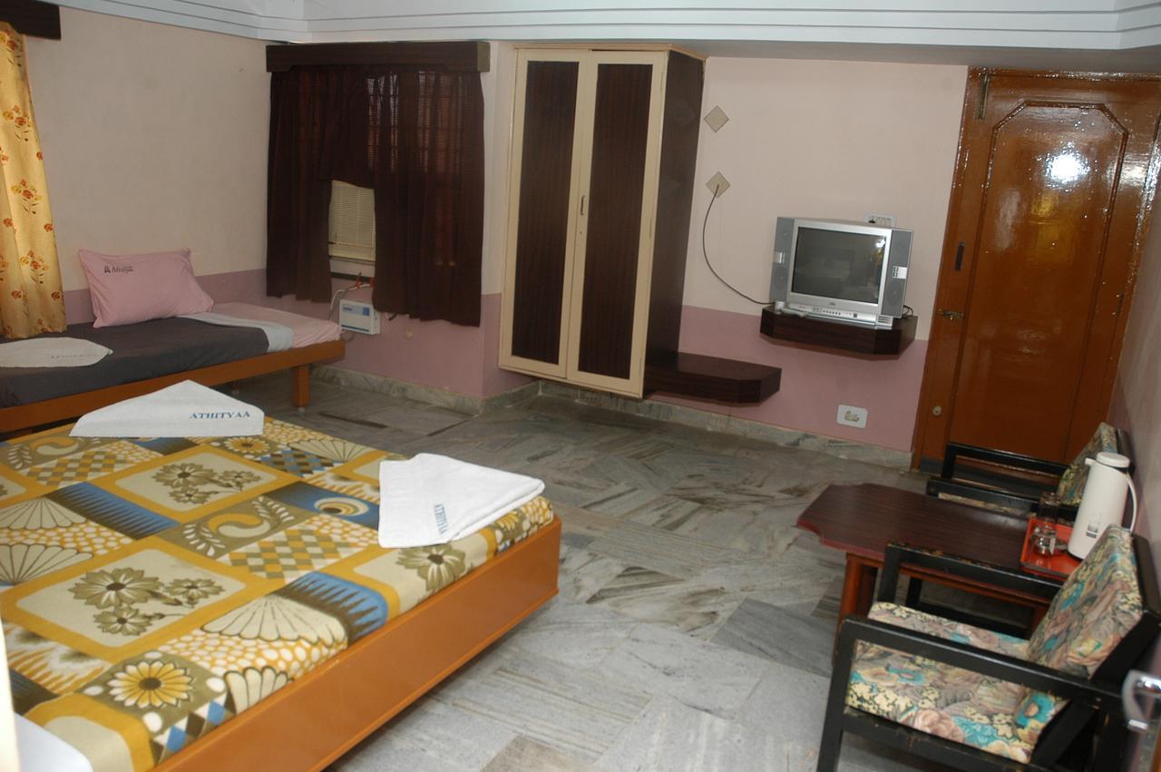 Hotel Athityaa Kumbakonam Extérieur photo