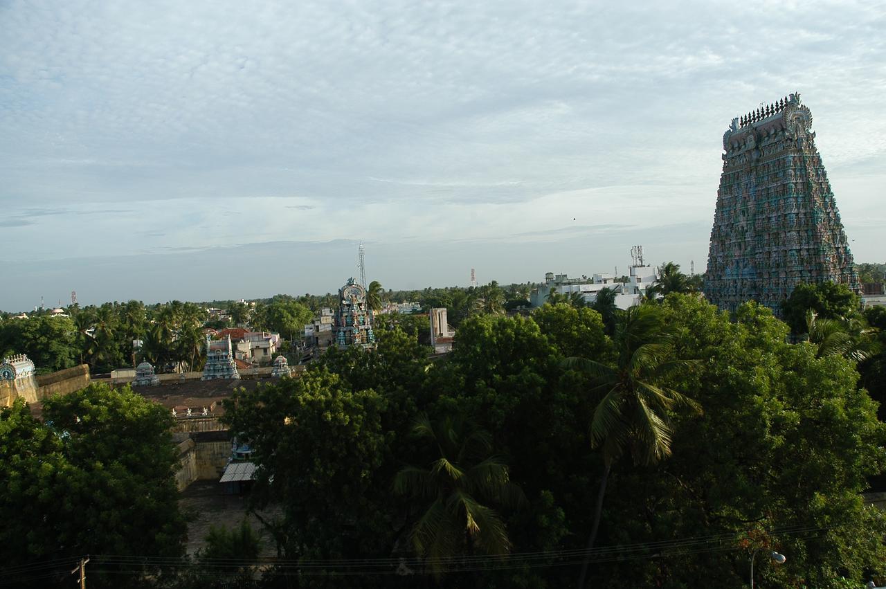 Hotel Athityaa Kumbakonam Extérieur photo