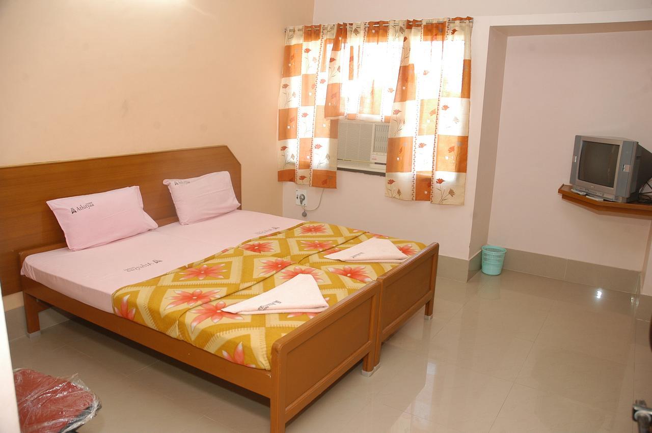 Hotel Athityaa Kumbakonam Extérieur photo